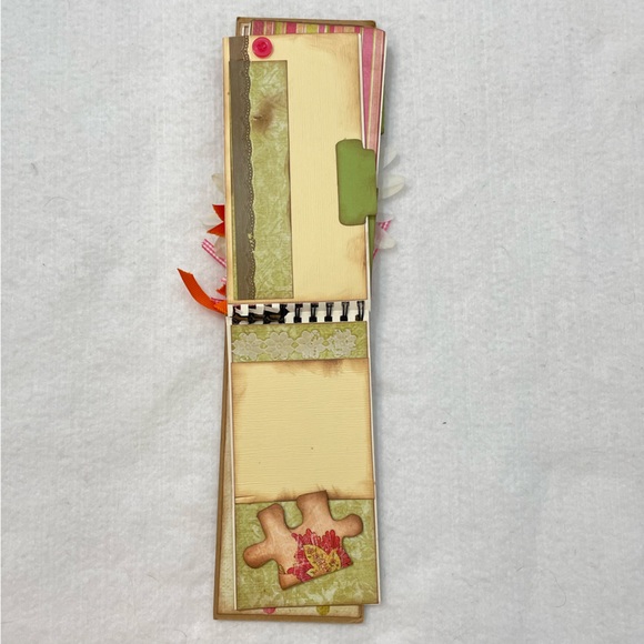 Handmade Spring Memories Gratitude Journal Chipboard Mini Book Album Scrapbook - Picture 7 of 10